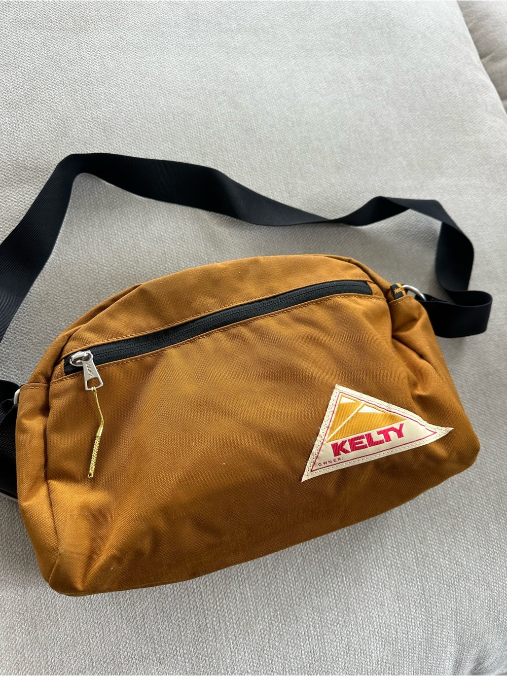 Kelty Unisex Tan/Mustard Bag with Front Zip Pocket